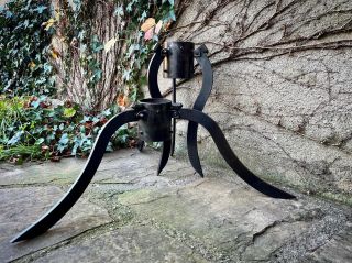 Naše vychytané stojany na vánoční stromky 🎄 #vanocnistojan #stojannastromek #christmasiscoming 😍